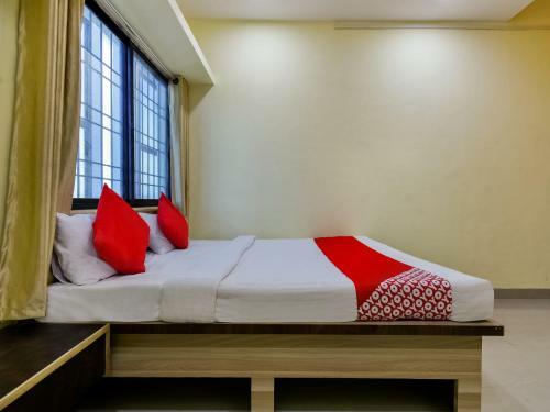 Oyo 75434 Hotel Everest Inn