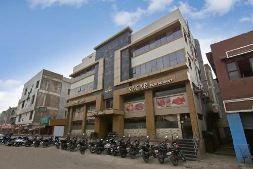 Oyo Flagship 66598 Hotel Sagar
