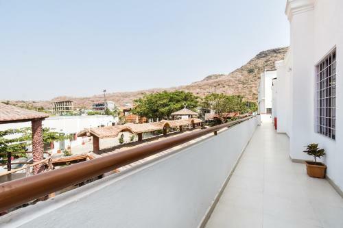 Hotel Collection O 44402 Fort View Resort