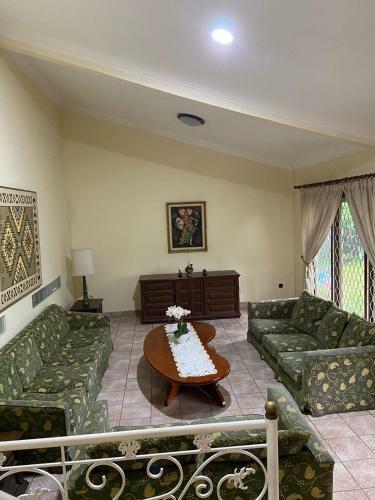 Villa Yosky Indonesia