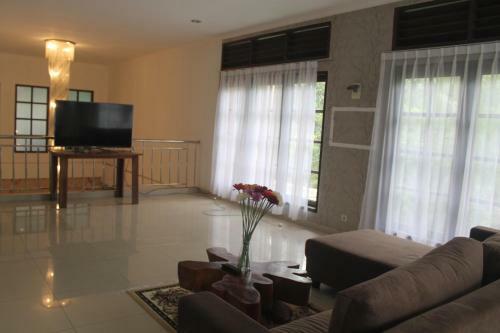 Hotel New Green Sentul Resort