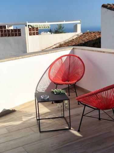 Cerezo's House Terrace & Jacuzzi