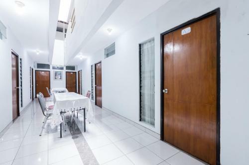 Hotel Oyo 1516 Cemara Gading Syariah