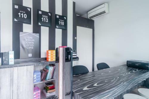 Hotel Oyo Life 2837 Apartment Dramaga Tower