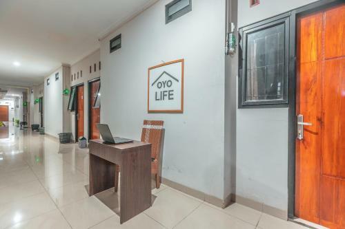 Hotel Oyo Life 2335 Kos 89