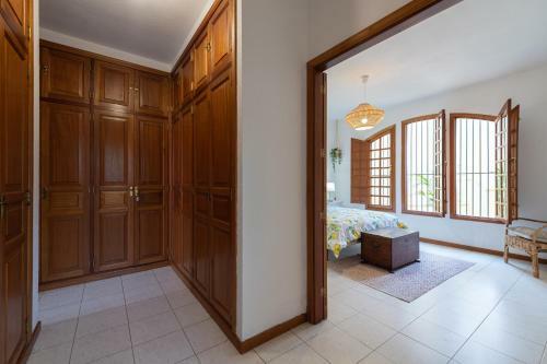 Villa The Yellow House Climatized Pool - Solarium - Parking