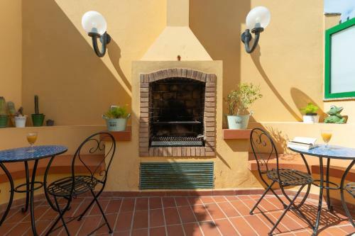 Villa The Yellow House Climatized Pool - Solarium - Parking