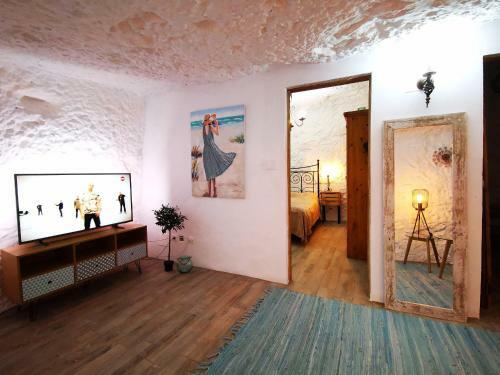 Casa Cueva Azul