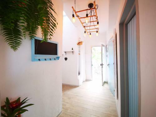 Casa Cueva Azul