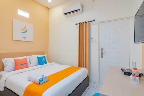 Hotel Sans Resort Parung Bogor