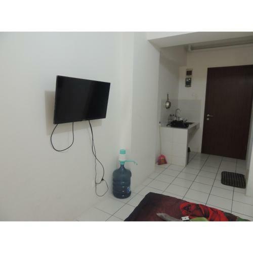 Hotel Reva Room On Gunung Putri Square Apartment