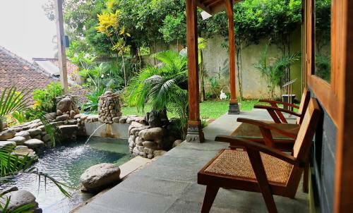 Tirta Arsanta Hot Springs & Villa