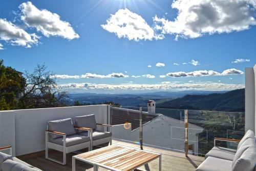 Villa Stunning, Luxury Home In Gaucin Town, Heated Pool
