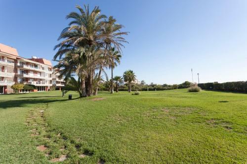 Gavamar Castelldefels Beachfront Apartment- Direct Access To The Beach