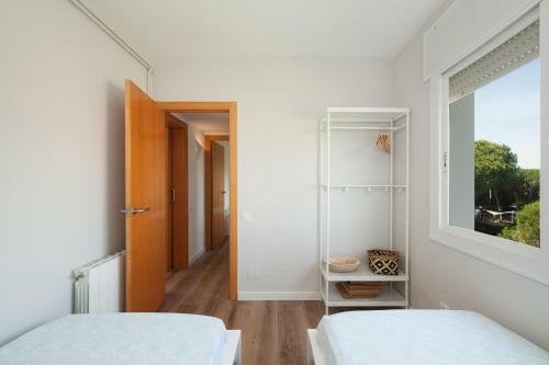 Apartamento Modern Penthouse With Rooftop Close To The Beach