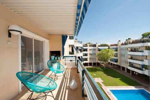 Apartamento Modern Penthouse With Rooftop Close To The Beach