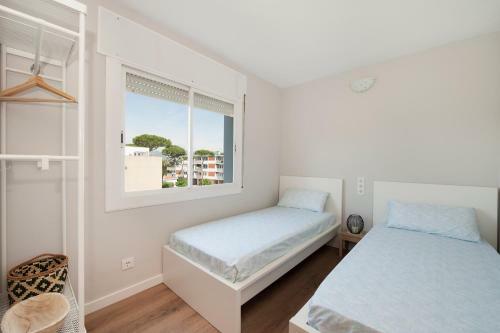 Apartamento Modern Penthouse With Rooftop Close To The Beach