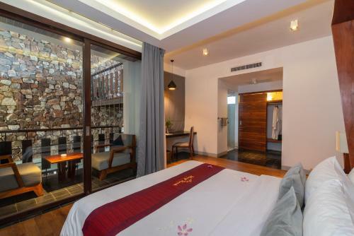 King Rock Boutique Hotel