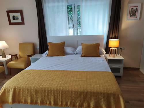 Hostal Berg & Zon