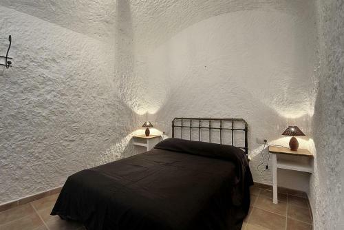 Cueva Solano