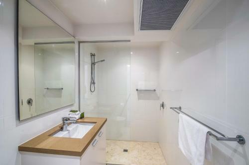Aparthotel Little Cove Court