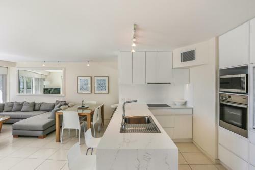 Aparthotel Little Cove Court