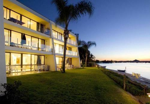 Aparthotel Noosa Harbour Resort
