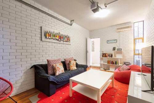 Viewland Drive Apartments