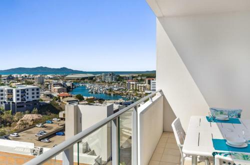 Dalgety Apartments