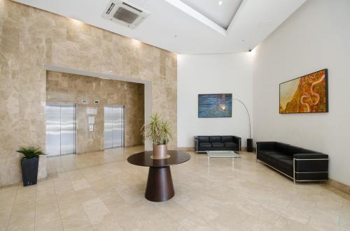 Dalgety Apartments