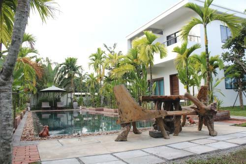 Zoneast Villa
