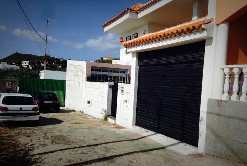 Hostal Wifi Tenerife Sur Guest House