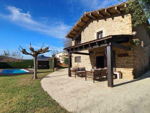 Masia With Pool And Beautiful Views Near Girona