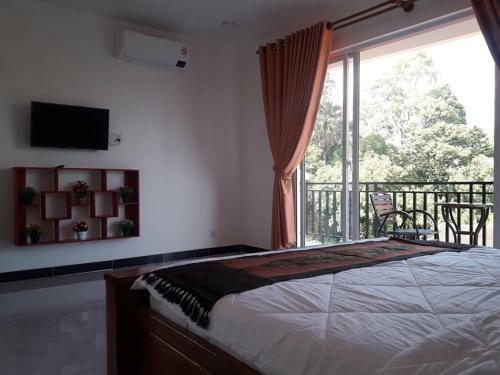 Khun Pich Apartments