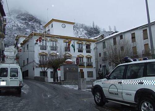 Apartamento Vivienda En El Centro de Guejar Sierra