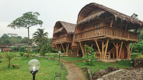 Hostal Balkondes Kembanglimus