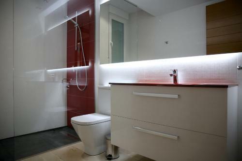 Casa Rural Con Piscina Vi�a de Millan