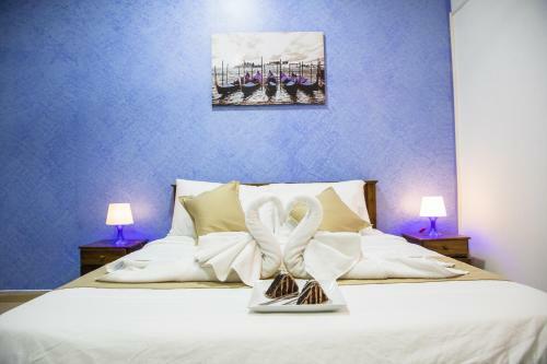Hotel Maple Tree Residencies