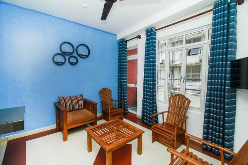 Hotel Maple Tree Residencies