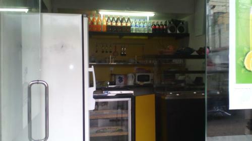 Hostal Hotel 100