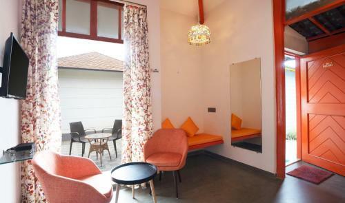 Hotel Nirva Resort