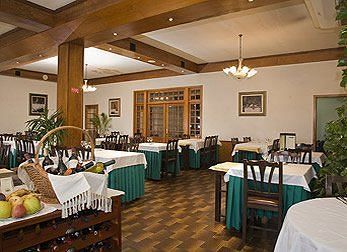 Hotel Moutados
