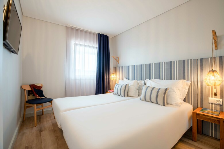 Hotel Aqualuz Lagos By The Editory