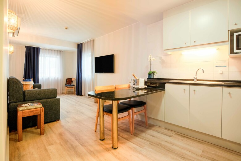 Hotel Aqualuz Lagos By The Editory