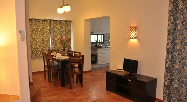 Hotel Pedras D'el Rei