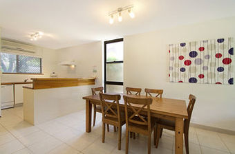 Aparthotel Glen Eden Beach Resort