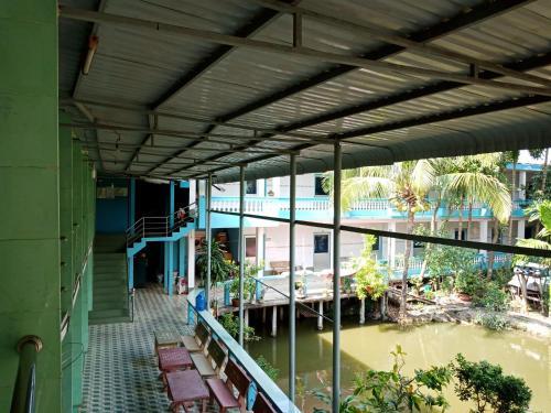 Hotel Kh�ch S?n 20