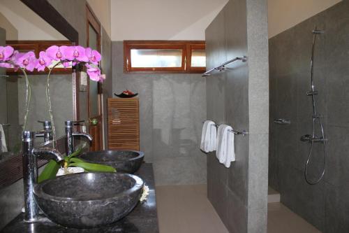 The Ning Beach Front Villa