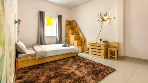 Luca House