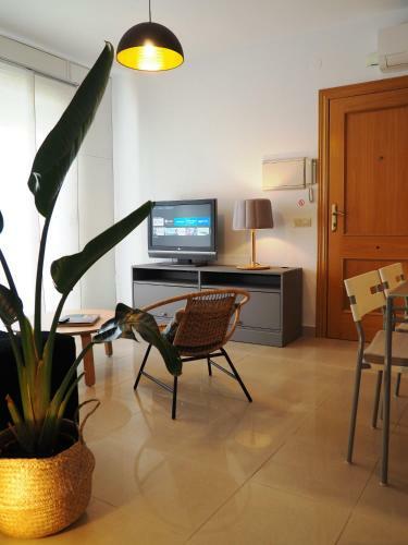 Apartamento Los Boliches Wifi Netflix 300 M. Playa/beach